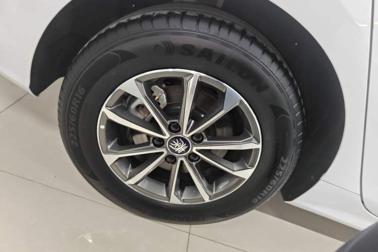 Used BYD Qin PLUS 2024 HONOR Edition DM-i 55KM Leading Model
