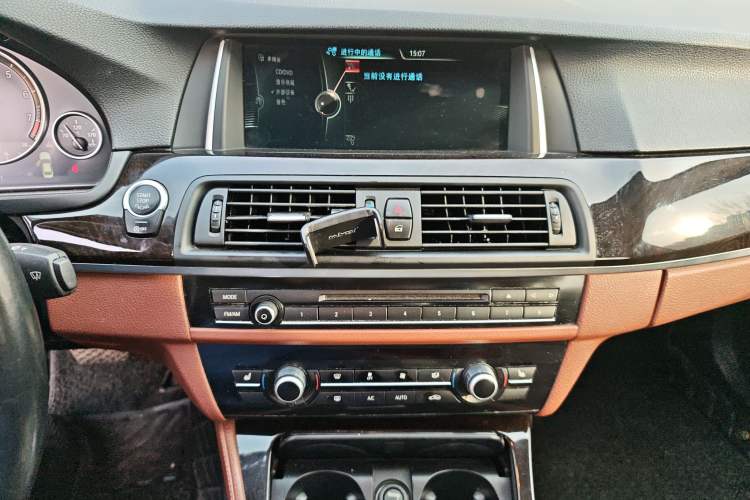 Used BMW 5 Series 2014 528Li xDrive Premium Edition