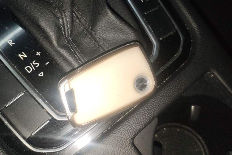 Used Volkswagen FAW-Volkswagen CC 2023 Adventure Vehicle 330TSI Hunter Vision Edition