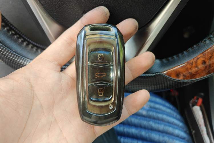 Used Geely Auto Emgrand GL 2017 1.8L DCT Elite Model
