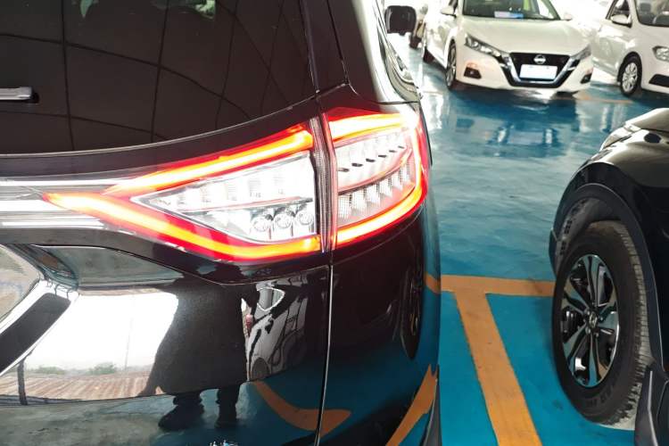 Used Ford Edge 2016 EcoBoost 245 Two-Wheel-Drive Titanium 5-Seater