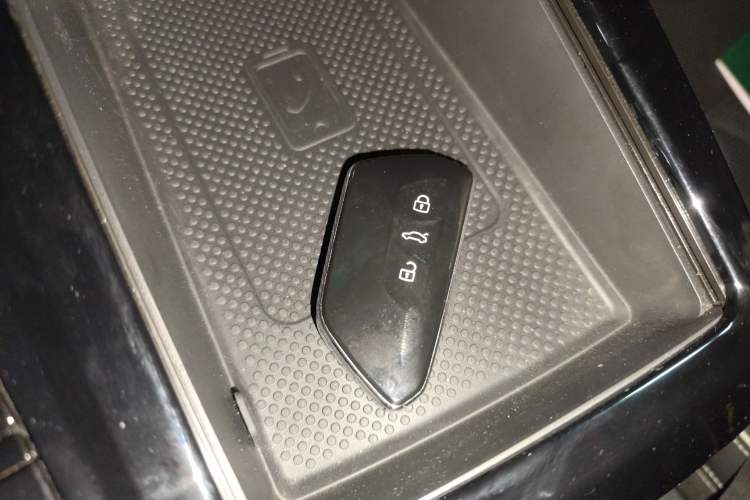 Used Volkswagen Talagon 2022 530TSI Four-Wheel Drive Flagship Shengjing Edition Pro 6-Seater
