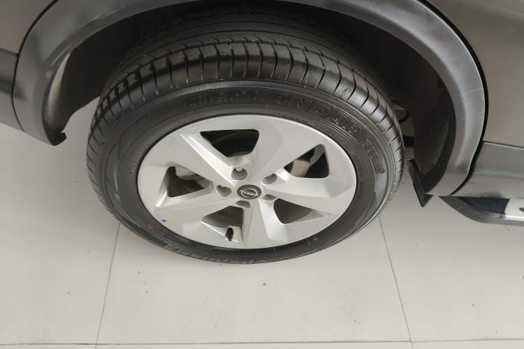 Used Nissan Qashqai 2023 Classic 2.0L CVT XV Comfort Edition Right Rear Wheel Hub