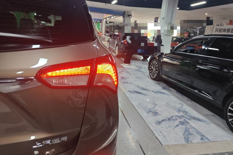 Used Buick Envision 2018 28T Four-Wheel Drive Elite Version Exterior 3