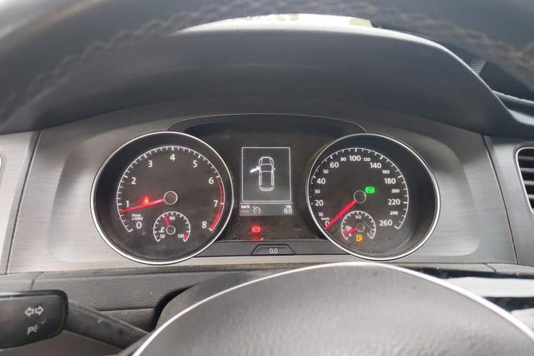 Used Volkswagen Golf 2014 1.6L Automatic Comfort Model
