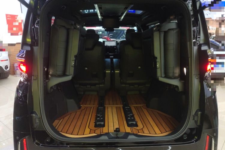 Used Toyota Vellfire 2024 Crown Dual-Engine 2.5L Supreme Executive Edition
