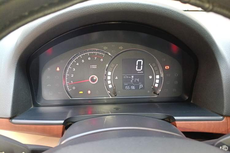 Used Roewe 350 2013 350C 1.5L Automatic Xunyue Edition
