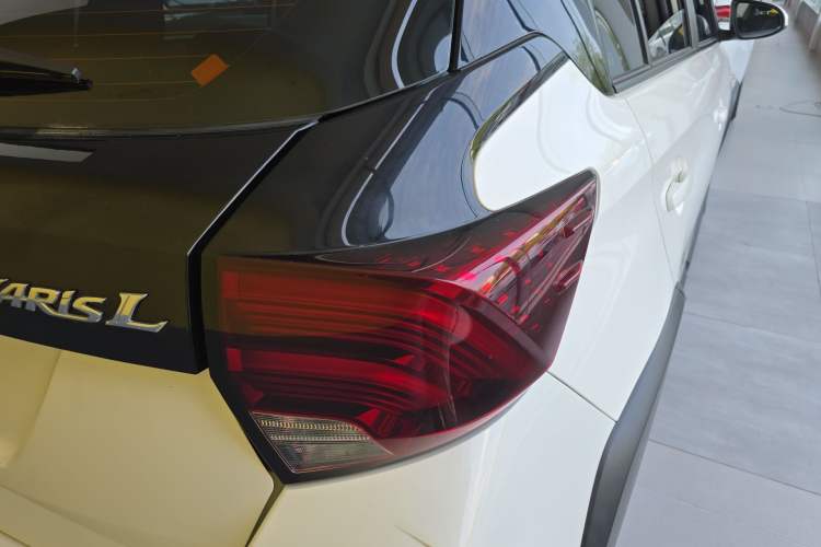 Used Toyota YARiS L Zhi Xuan 2020 X-Trail X 1.5L CVT Leading Edition Right Rear Taillight