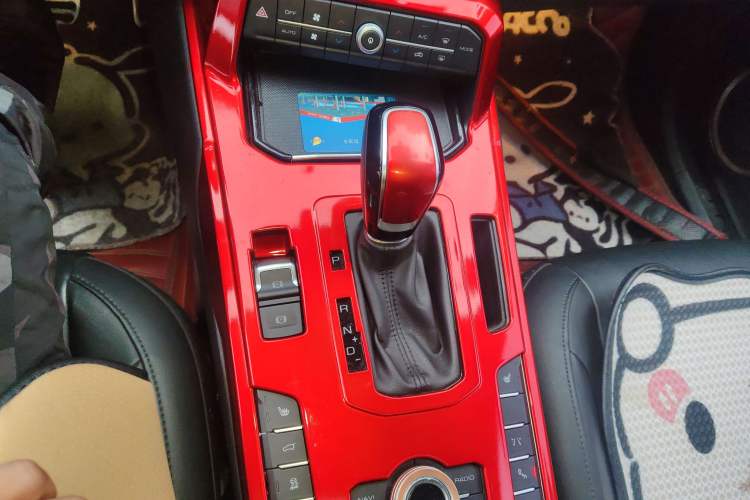 Used Wey VV7 2017 2.0T Flagship Model
