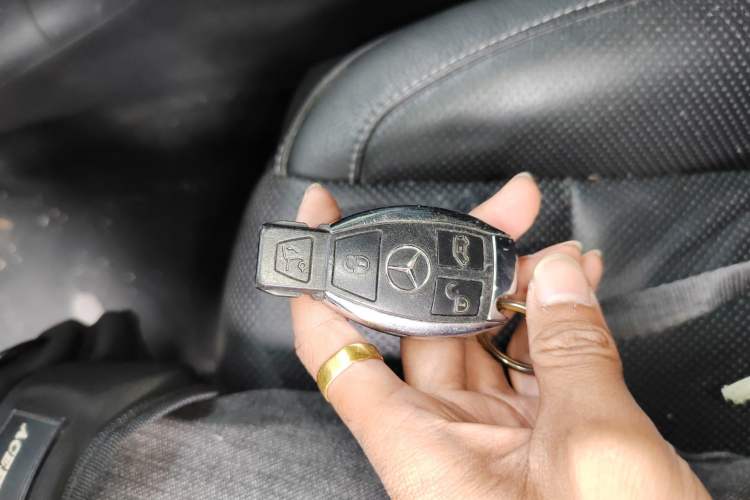 Used Mercedes-Benz V-Class 2017 V 260 L Prestige Extended Edition