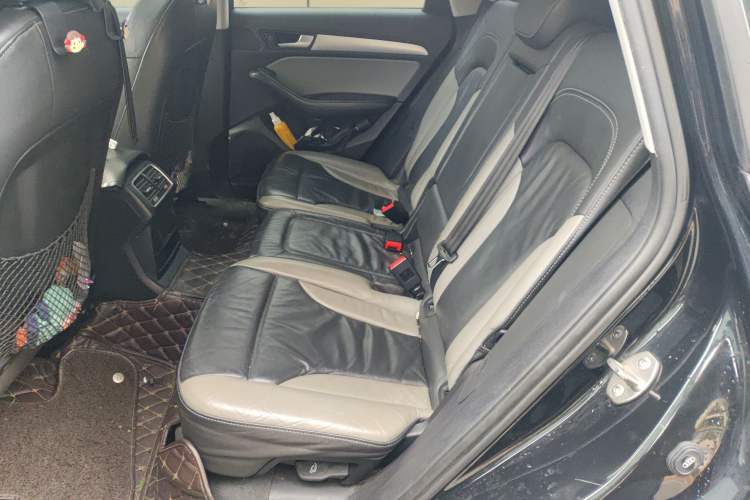 Used Audi Q5 2017 Plus 40 TFSI Technology Model