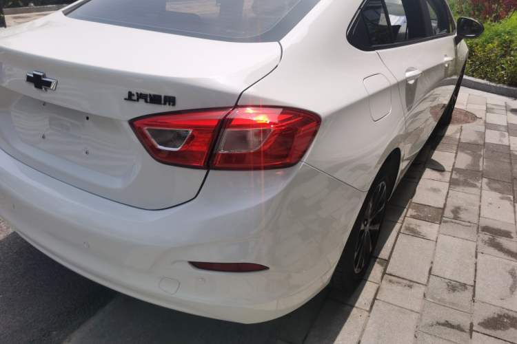 Used Chevrolet Cruze 2018 Redline 320 Automatic Pioneer Edition Right Rear Taillight