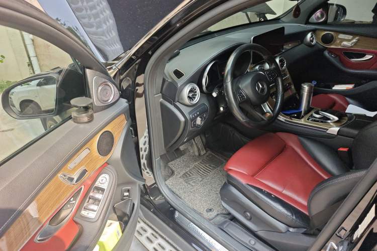 Used Mercedes-Benz GLC 2017 GLC 260 4MATIC Coupe SUV
