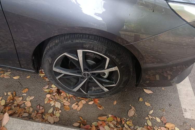 Used Roewe i5 2023 1.5L CVT Luxury Edition