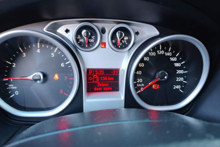 Used Ford Focus 2013 Hatchback Classic 1.8L Automatic Base Model
