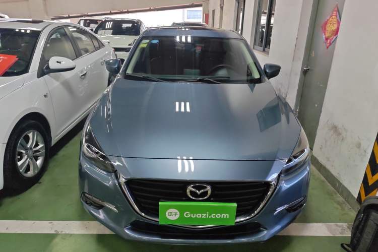 Used Mazda 3 Axela 2017 Sedan 1.5L Automatic Luxury Model Emission Standard China V Front