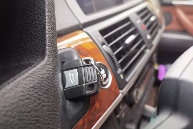 Used BMW X5 2011 xDrive35i Leading Model
