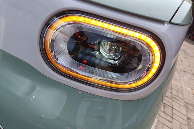 Used Wuling Hongguang MINIEV 2024 3rd Generation 215km Advanced Version