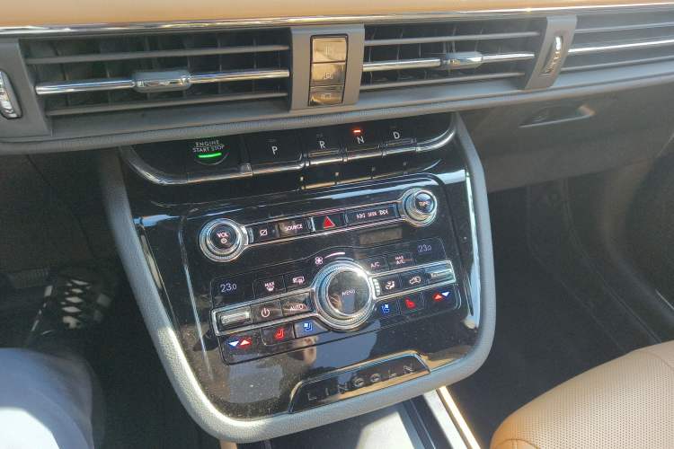 Used Lincoln Corsair 2020 2.0T Two-Wheel Drive Luxury Edition
