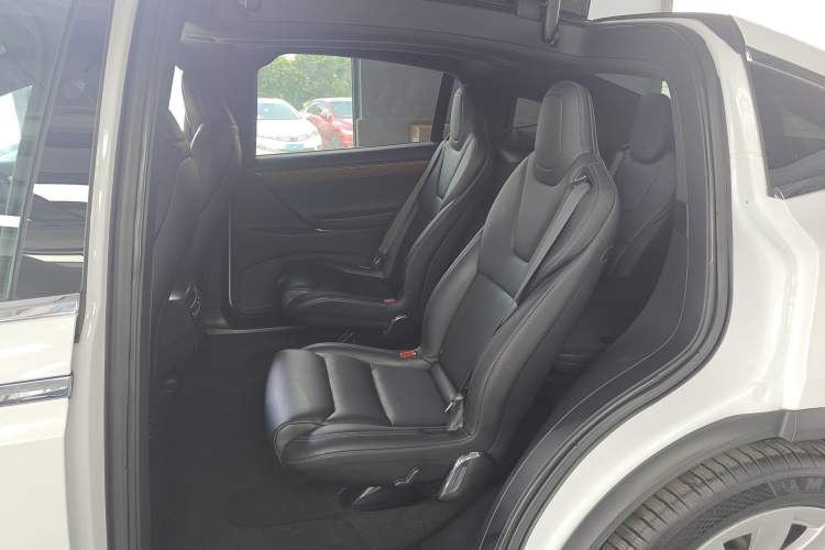 Used Tesla Model X 2019 Long-Range Version