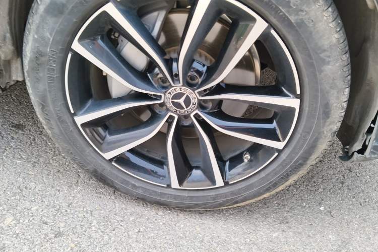 Used Mercedes-Benz GLC 2020 Facelift GLC 300 L 4MATIC Dynamic Edition
