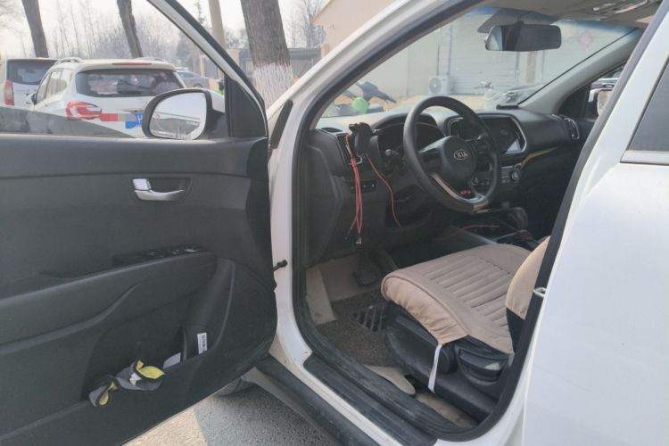 Used Kia KX3 2015 1.6L Automatic Two-Wheel Drive DLX