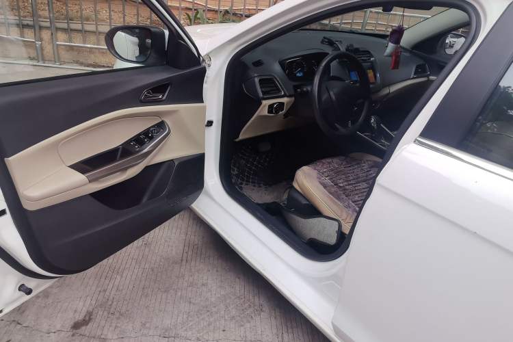 Used Ford Escort 2015 1.5L Automatic Comfort Edition