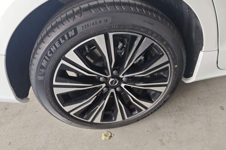 Used Volvo S60 2025 B4 Zhiyuan Luxury Edition