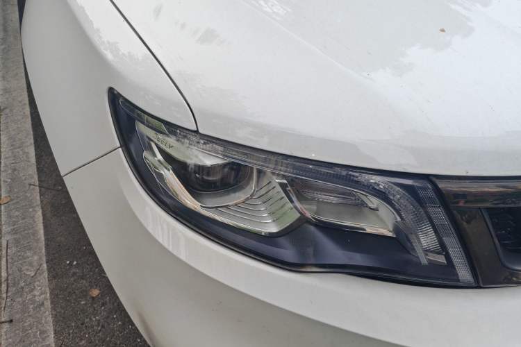 Used Geely Auto Emgrand X7 Sport 2020 1.8TD DCT Two-Wheel Drive Smart Connect 4G-Enabled Version
