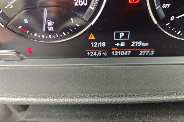 Used BMW 1 Series 2018 118i Sport Edition Odometer Close Up