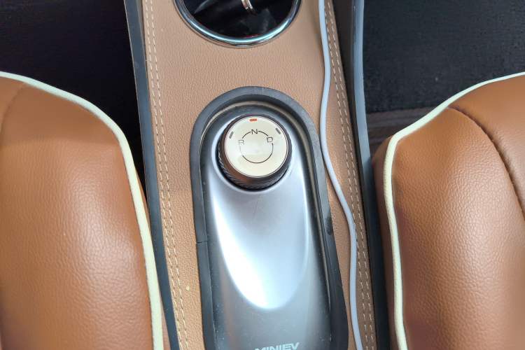 Used Wuling Hongguang MINIEV 2025 Four-Door Version Advanced Edition
