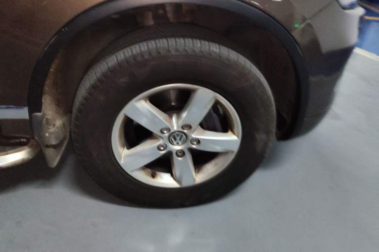 Used Volkswagen Touareg 2011 3.0 TSI Comfort Version