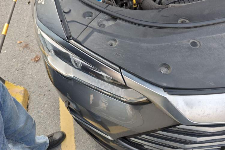 Used BYD Song Pro New Energy 2022 DM-i 110km Flagship Pro Model Right Front Headlight