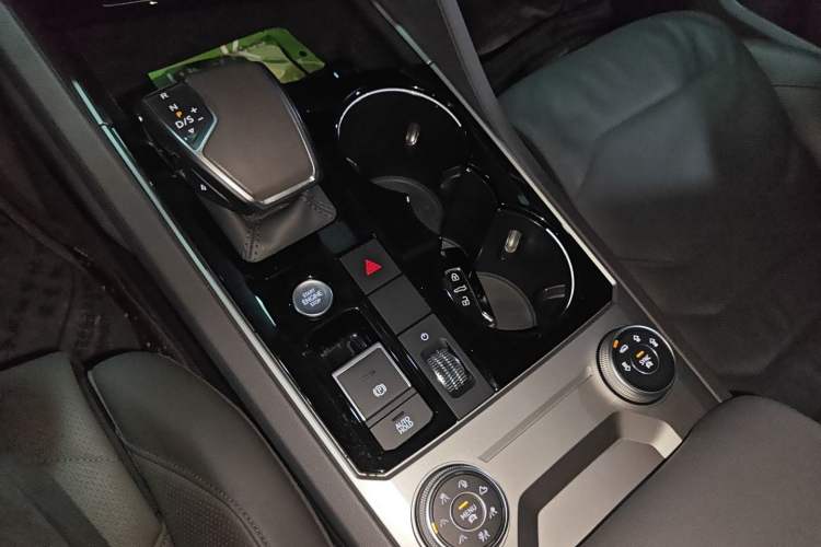 Used Volkswagen Touareg 2020 2.0 TSI RuiShang Edition China VI Standard