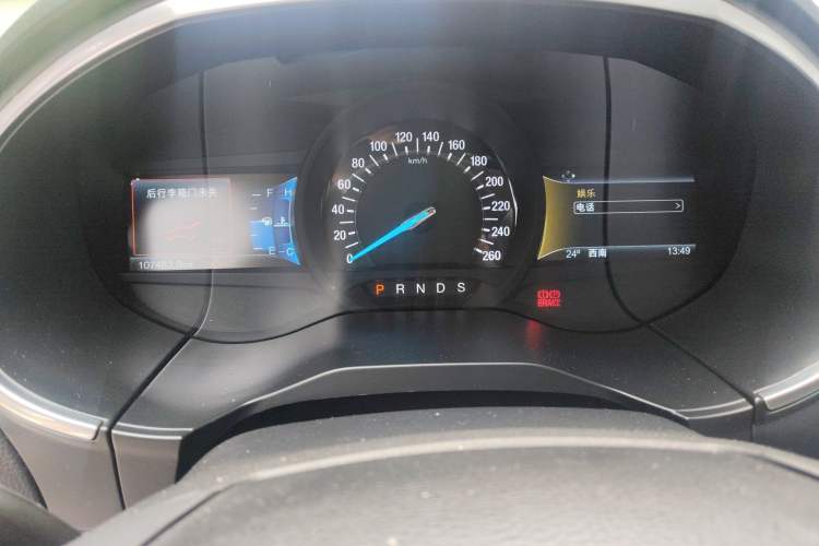 Used Ford Edge 2016 EcoBoost 245 Two-Wheel-Drive Titanium 7-Seater Instrument Cluster