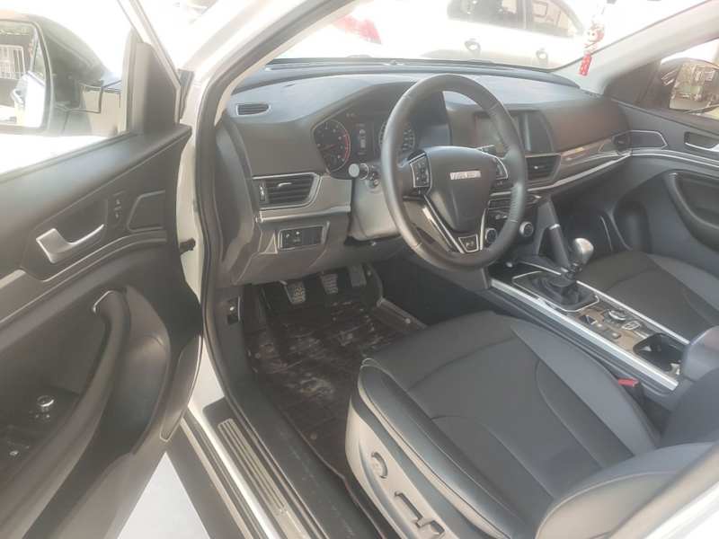 Used Haval H6 2018 Red-Label Sport Version 1.5T Manual Two-Wheel Drive Elite Model — 15