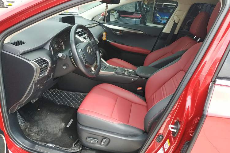 Used Lexus NX 2018 300 All-Wheel Drive Fēngshàng Edition
