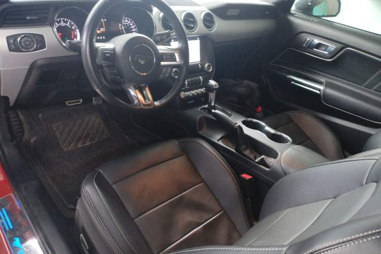 Used Ford Mustang 2017 2.3T Performance Edition Center Console