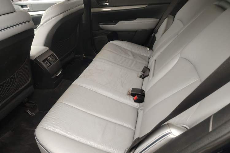 Used Subaru Outback 2014 2.5i Yashang Deluxe Edition