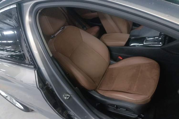 Used Buick Regal 2017 20T Luxury Model
