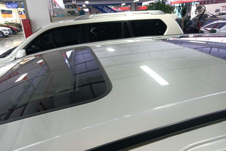 Used Honda Elysion 2022 2.0L eHEV Luxury Edition
