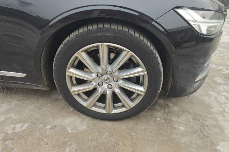 Used Volvo S90 2020 Facelifted T5 Zhiyi Luxury Edition