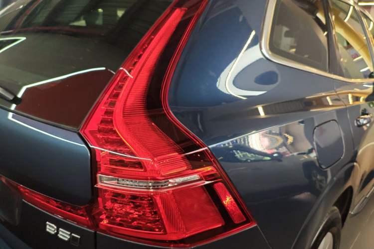 Used Volvo XC60 2022 B5 4x4 Zhiyi Luxury Edition
