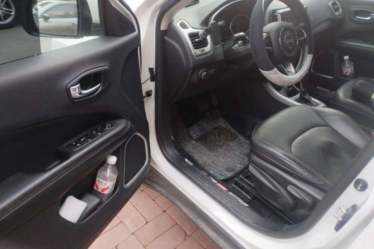 Used Jeep Compass 2017 200T Automatic Family Enjoyment Four-Wheel Drive Edition