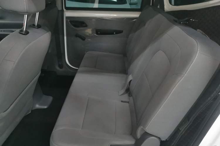 Used Wuling Hongguang New Energy 2024 All-Electric Model 300KM Practical Version
