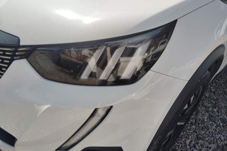 Used Peugeot 2008 2022 230THP THE ONE Left Front Headlight
