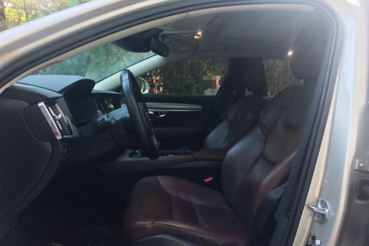 Used Volvo S90 2017 T4 Zhiyi Edition