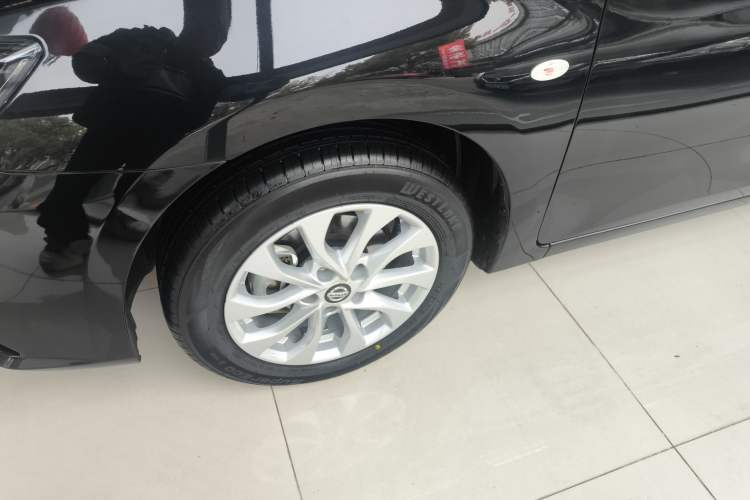 Used Nissan Sylphy 2024 Classic 1.6XL CVT Luxury Edition Left Front Wheel Hub