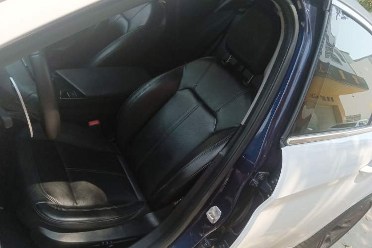 Used Alfa Romeo Giulia 2017 2.0T 280HP Luxury Edition
