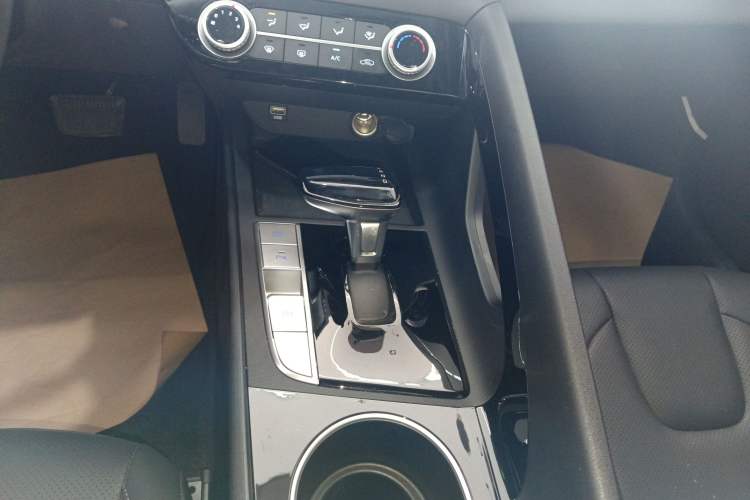 Used Hyundai Elantra 2021 1.5L CVT GLX Elite Edition
